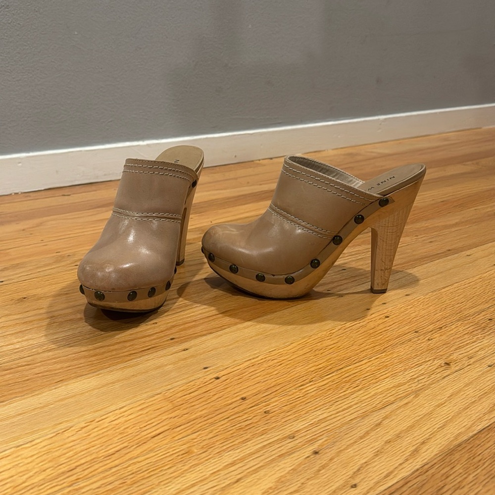 Nine West clogs (size 6.5)